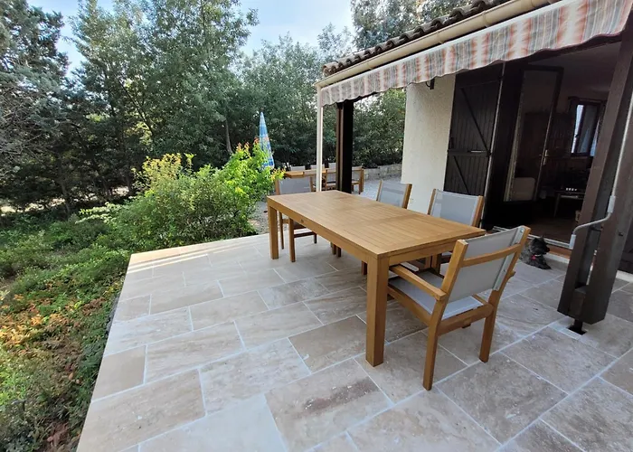 W Garden & Villa *