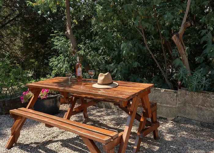 W Garden & * Prades-sur-Vernazobre