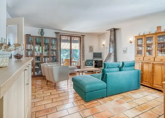 W Garden & Villa